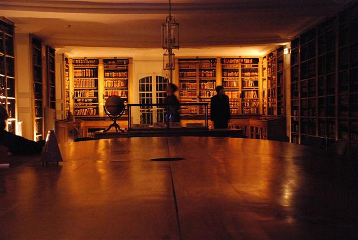 Une nuit a la bibliotheque Epitheatre Mars08_005.JPG - SAUNIER Regis